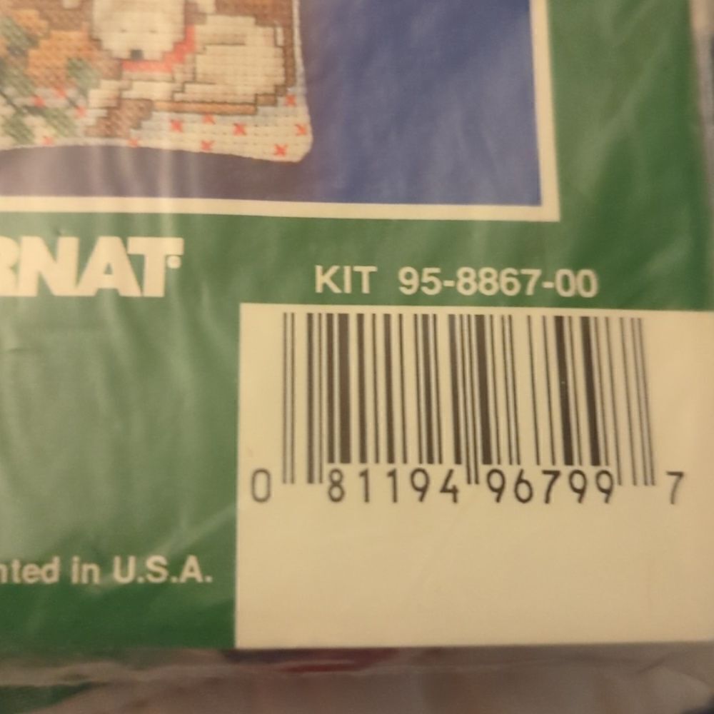 Vintage Bernat Crossstitch Christmas sacks kit NIP‎ - Picture 3 of 8